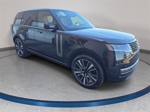 2026 Land Rover Range Rover P400 SE