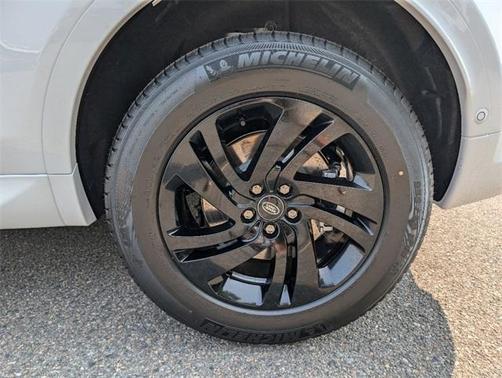 2024 Land Rover Discovery Sport Core S