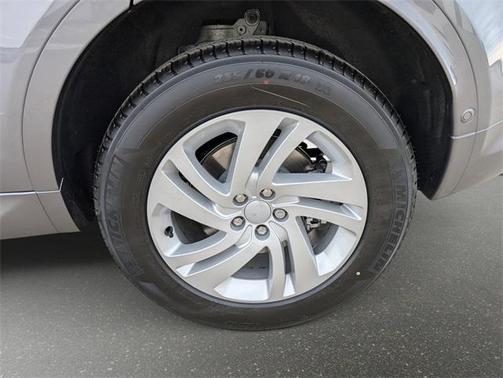 2025 Land Rover Discovery Sport S