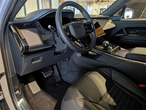 2025 Land Rover Range Rover Sport P635 SV Edition Two