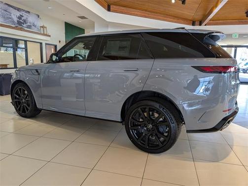 2025 Land Rover Range Rover Sport P635 SV Edition Two