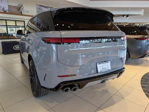 2025 Land Rover Range Rover Sport P635 SV Edition Two