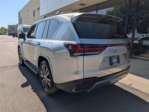 2022 Lexus LX 600 Luxury
