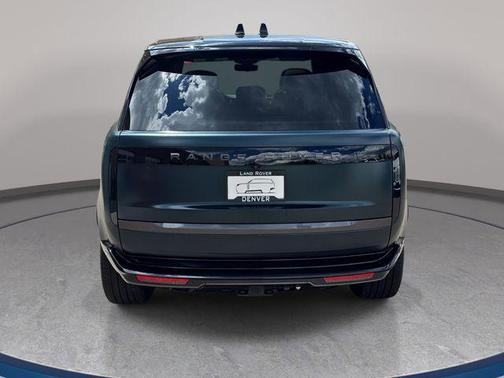 British Racing Green In Satin Finish 2026 Land Rover Range Rover AUTOBIOGRAPHY