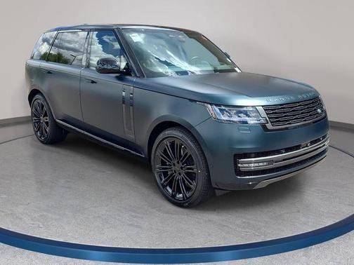 British Racing Green In Satin Finish 2026 Land Rover Range Rover AUTOBIOGRAPHY