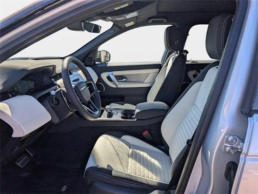 2025 Land Rover Discovery Sport Dynamic SE