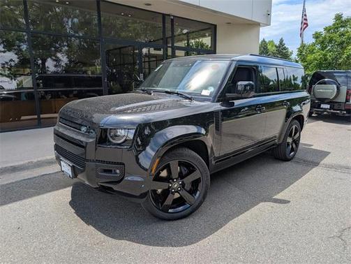 2025 Land Rover Defender P400 X-Dynamic SE