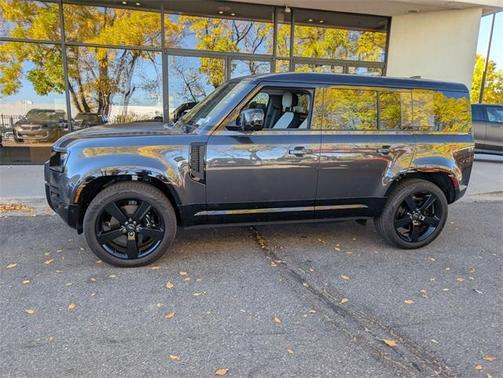 2025 Land Rover Defender P525 V8