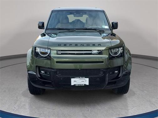 2026 Land Rover Defender 110 X-Dynamic SE