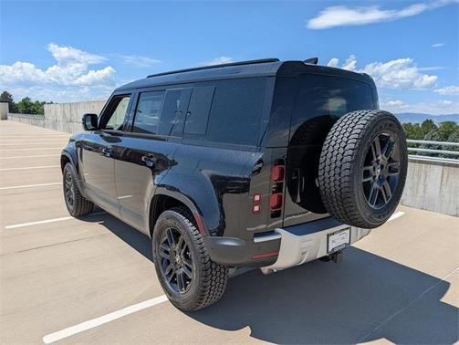 2025 Land Rover Defender P400 S