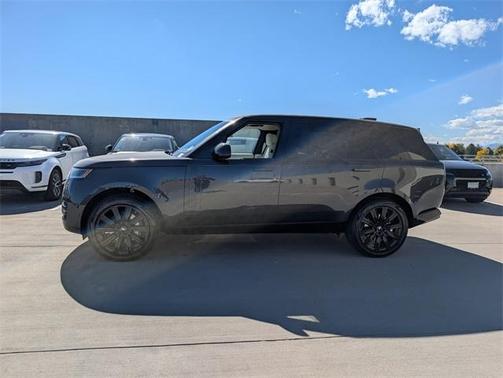 2025 Land Rover Range Rover P400 SE 7 Seat
