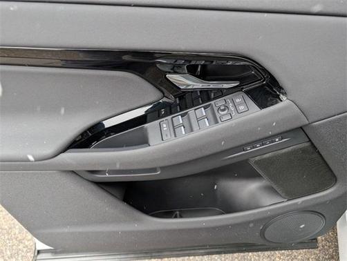2025 Land Rover Range Rover Evoque Core S