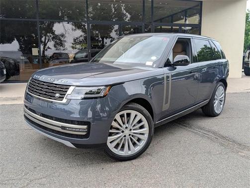 2025 Land Rover Range Rover P530 SE