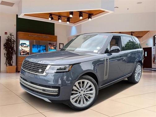 2025 Land Rover Range Rover P530 SE