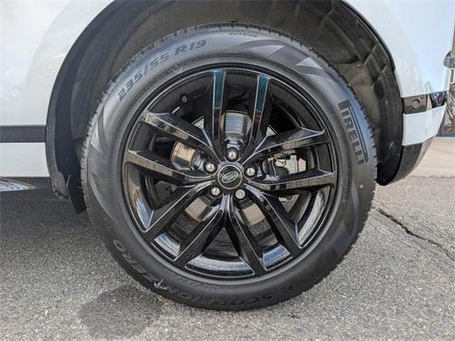 2024 Land Rover Range Rover Evoque Dynamic SE