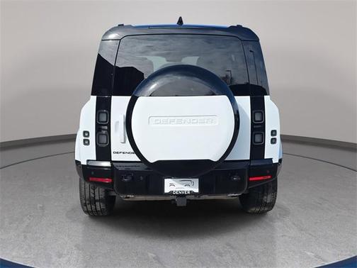 2026 Land Rover Defender P400 X-Dynamic SE