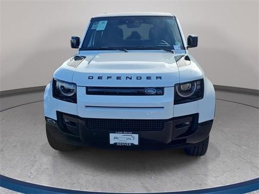 2026 Land Rover Defender P400 X-Dynamic SE