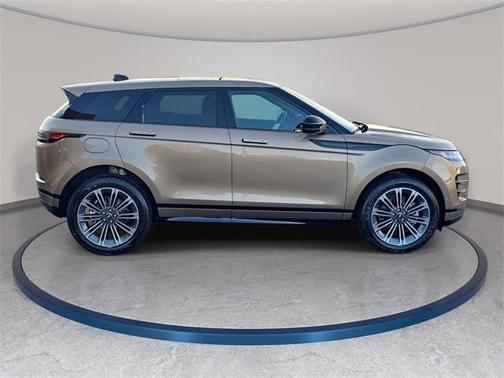 2026 Land Rover Range Rover Evoque Dynamic SE