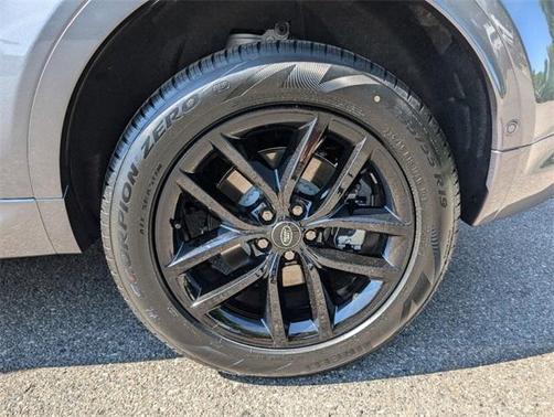 2024 Land Rover Discovery Sport Core S