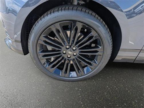 2026 Land Rover Range Rover Velar P250 Dynamic SE