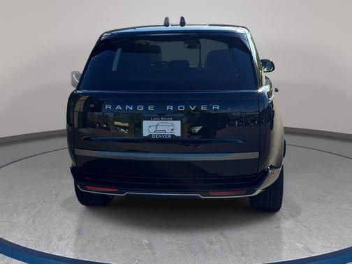 Santorini Black 2026 Land Rover Range Rover P400 SE