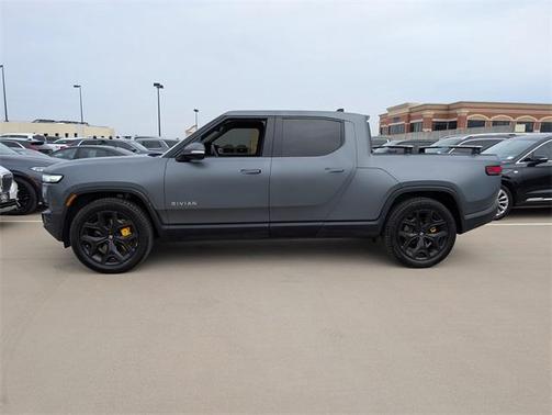 2022 Rivian R1T Adventure Package
