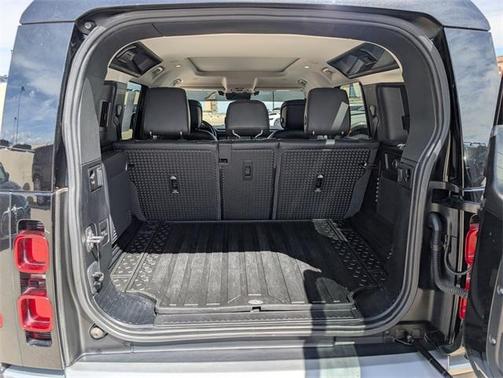 2020 Land Rover Defender 110 HSE