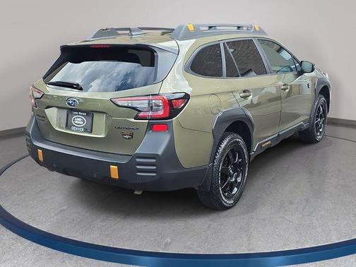 Autumn Green Metallic 2022 Subaru Outback Wilderness