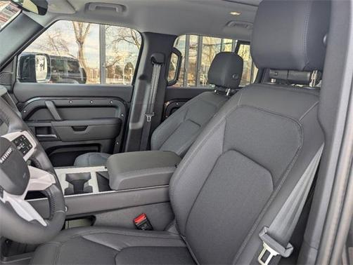 2025 Land Rover Defender P300