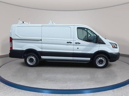 Oxford White 2019 Ford Transit-250 Base