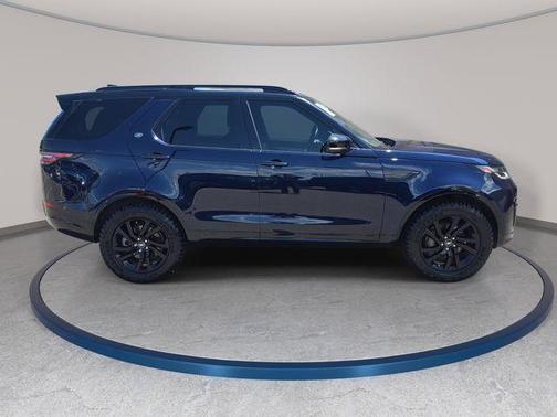 Portofino Blue 2020 Land Rover Discovery Landmark