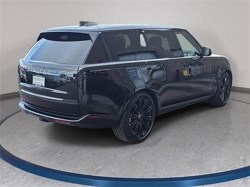 2025 Land Rover Range Rover P400 SE 7 Seat