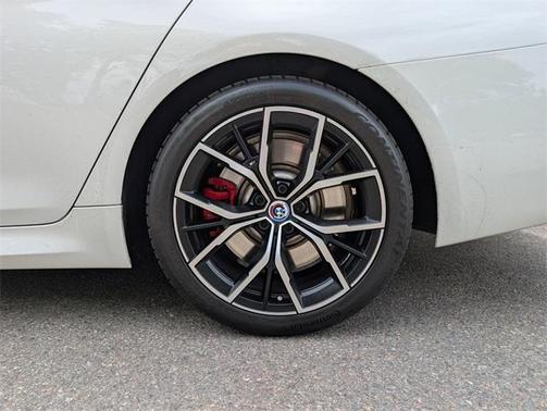 2022 BMW M550 i xDrive