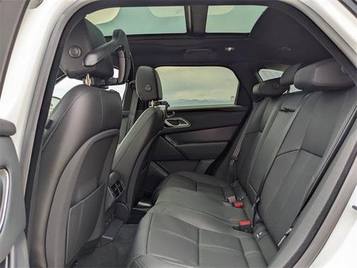 2026 Land Rover Range Rover Velar P250 Dynamic SE