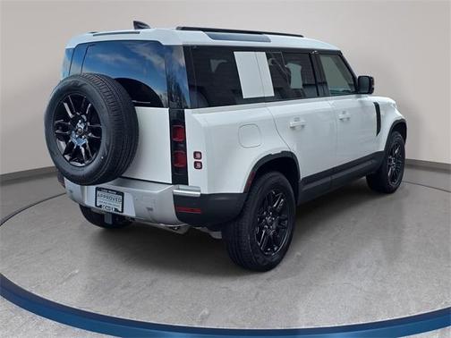 2025 Land Rover Defender P400 S