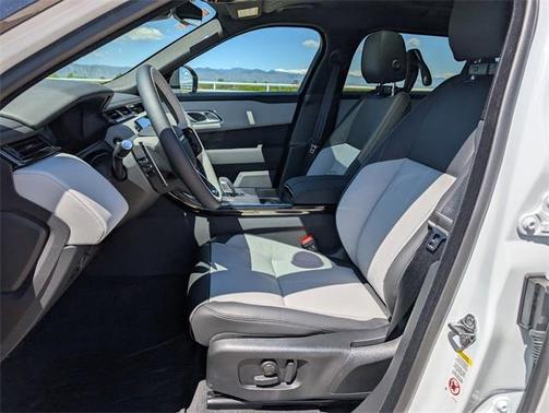2026 Land Rover Range Rover Velar P250 Dynamic SE