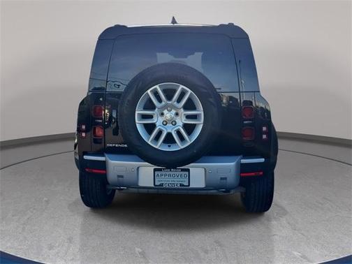 2025 Land Rover Defender P400 S