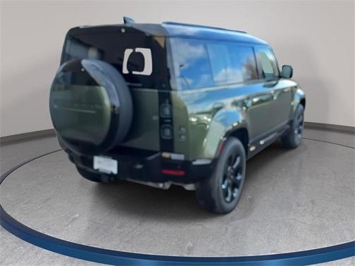 2026 Land Rover Defender P400 X-Dynamic SE