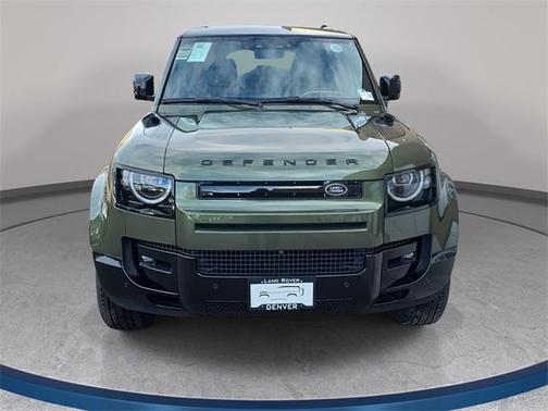 2026 Land Rover Defender P400 X-Dynamic SE