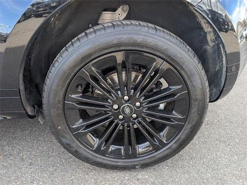 2024 Land Rover Range Rover Evoque Dynamic SE