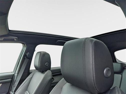 2025 Land Rover Discovery Sport Dynamic SE