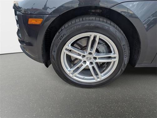 2020 Porsche Macan S