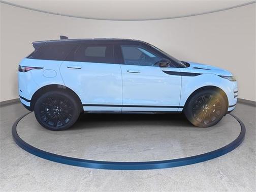2025 Land Rover Range Rover Evoque Dynamic SE