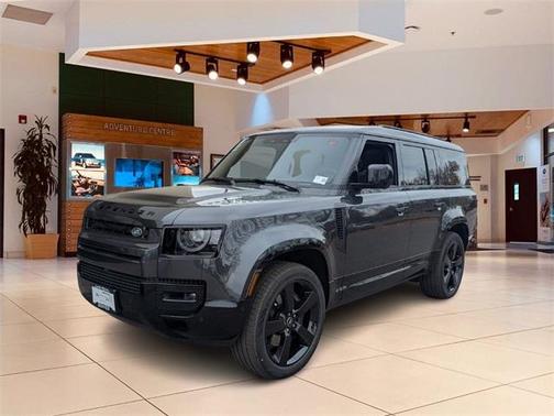 2025 Land Rover Defender P400 X-Dynamic SE