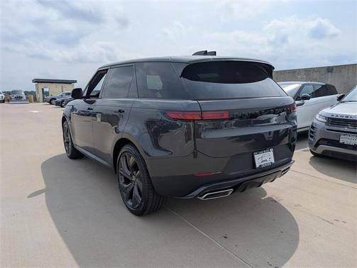 2025 Land Rover Range Rover Sport P360 SE