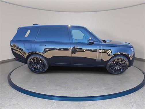 2026 Land Rover Range Rover AUTOBIOGRAPHY