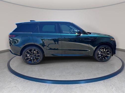British Racing Green 2026 Land Rover Range Rover Sport P400 Dynamic SE