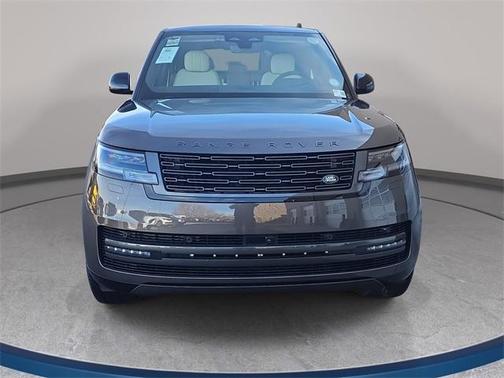 2026 Land Rover Range Rover P400 SE