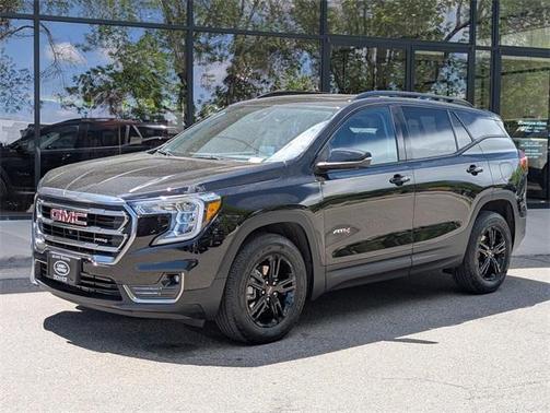 2024 GMC Terrain AT4