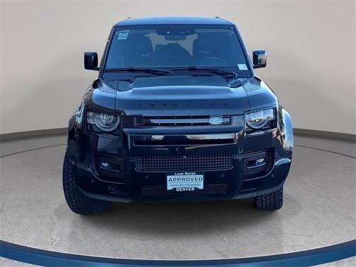 2024 Land Rover Defender P400 X-Dynamic SE